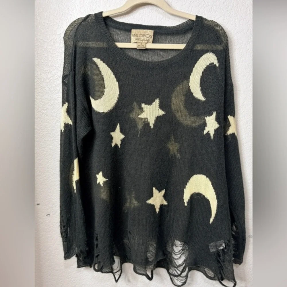 Wildfox Celestial Distressed Charcoal Knit Sweater Small EUC - Picture 1 of 6